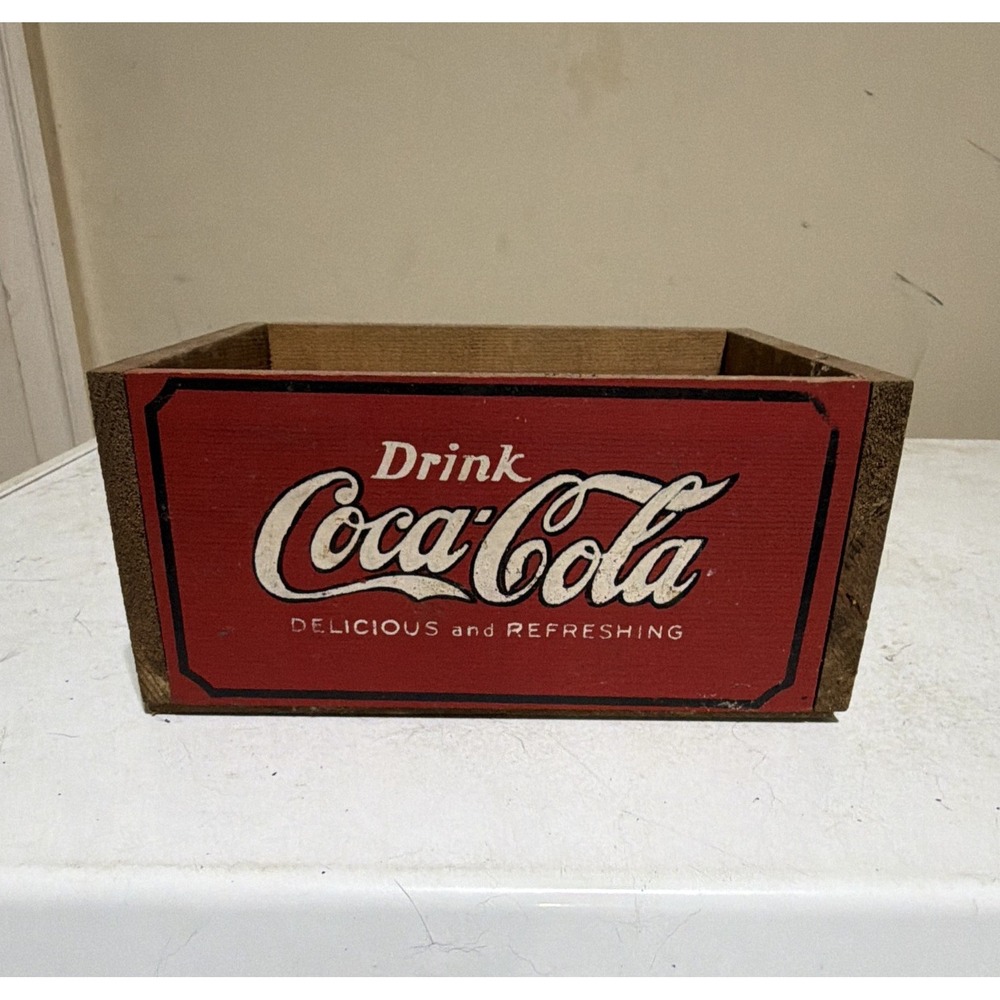 Coca-Cola Wooden Bottle Carrier Caddy with Handles, Brown/Red Soda Theme